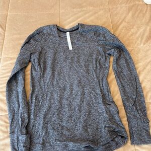 Long Sleeve Heathered Gray Women's Lululemon Top